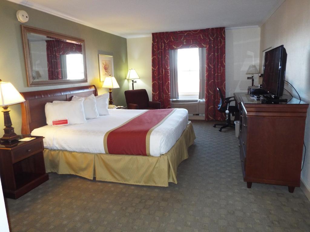 Hotel Ramada Conference Center Morgantown Zewnętrze zdjęcie