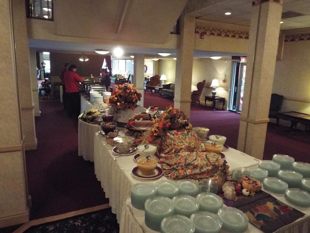Hotel Ramada Conference Center Morgantown Zewnętrze zdjęcie