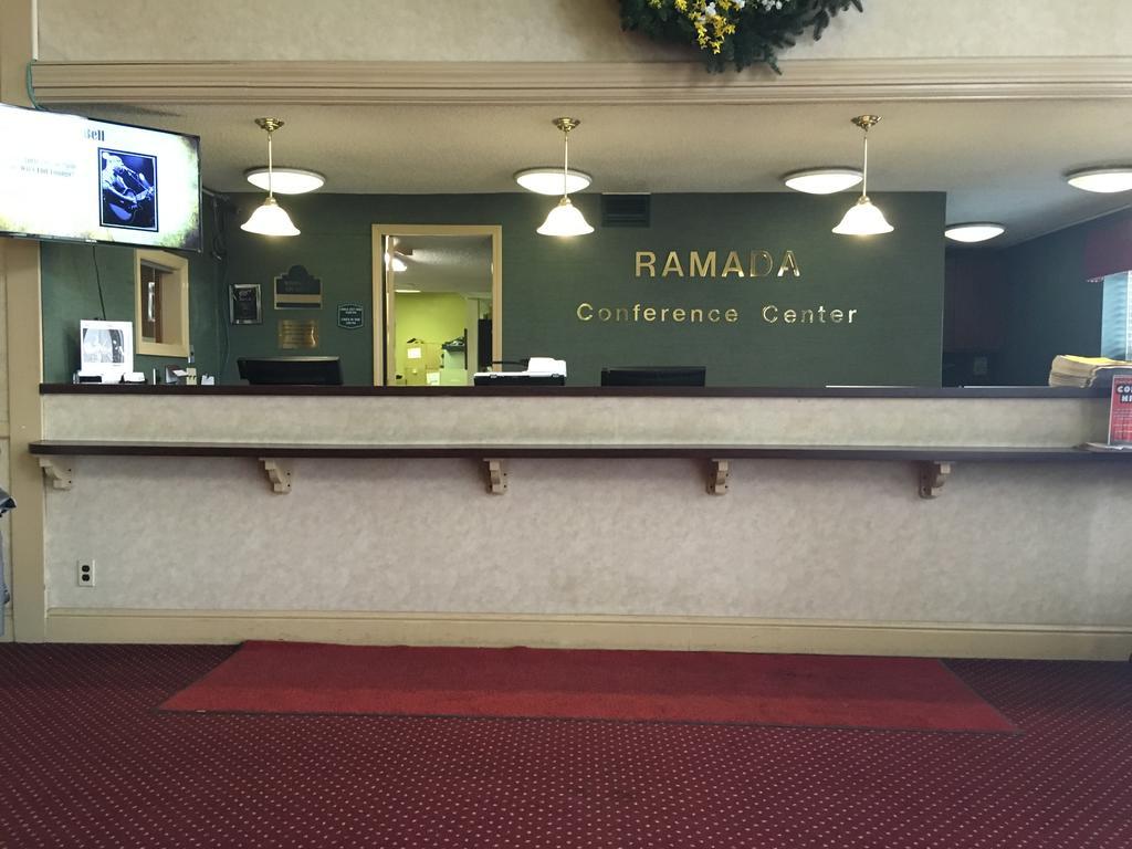 Hotel Ramada Conference Center Morgantown Zewnętrze zdjęcie